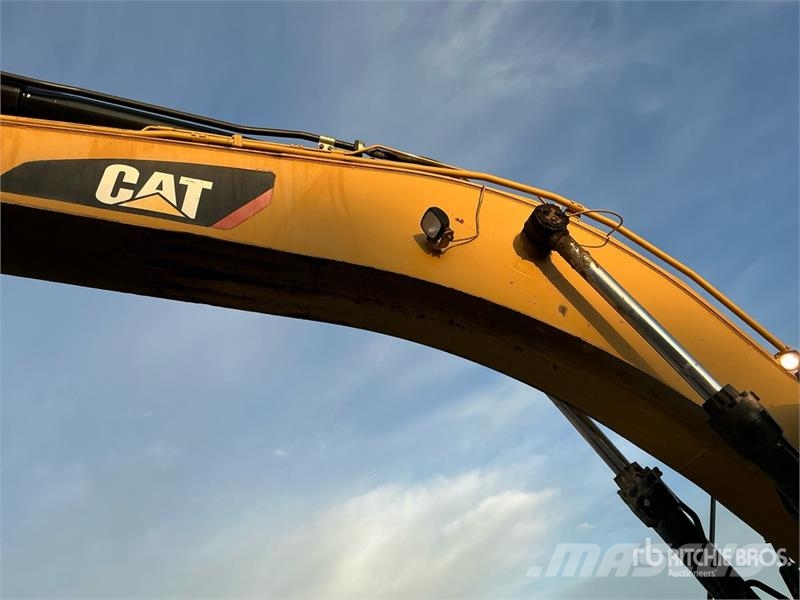 CAT 336E L Tracked Excavator Lánctalpas kotrók