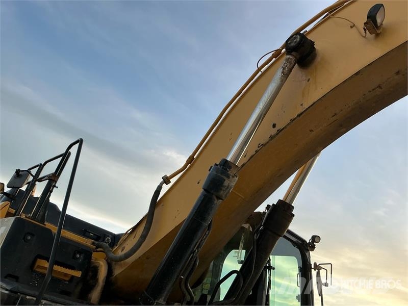 CAT 336E L Tracked Excavator Lánctalpas kotrók
