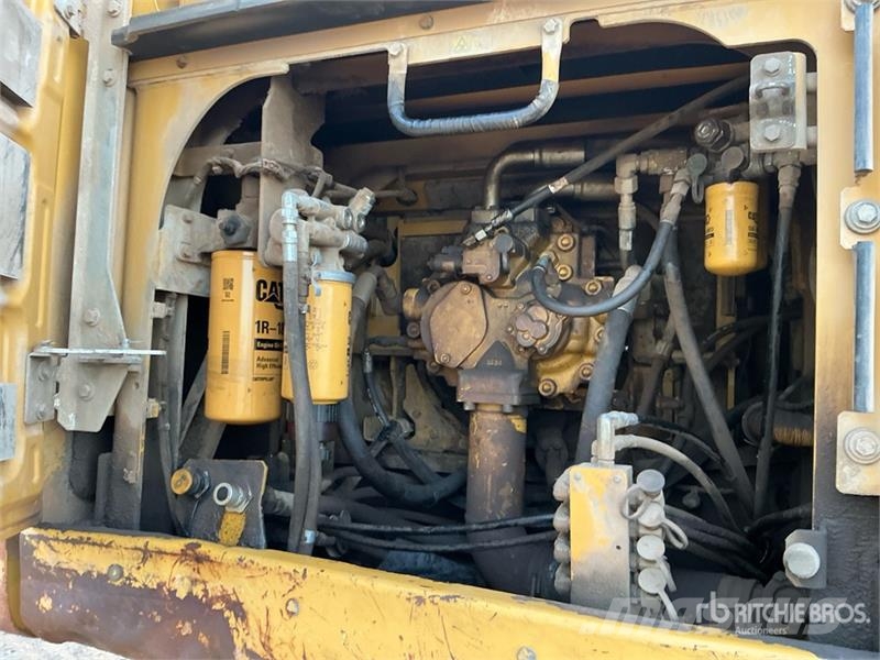 CAT 336E L Tracked Excavator Lánctalpas kotrók