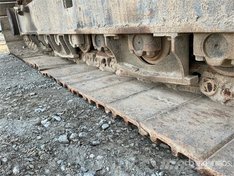 CAT 336E L Tracked Excavator Lánctalpas kotrók