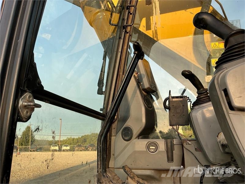 CAT 336E L Tracked Excavator Lánctalpas kotrók