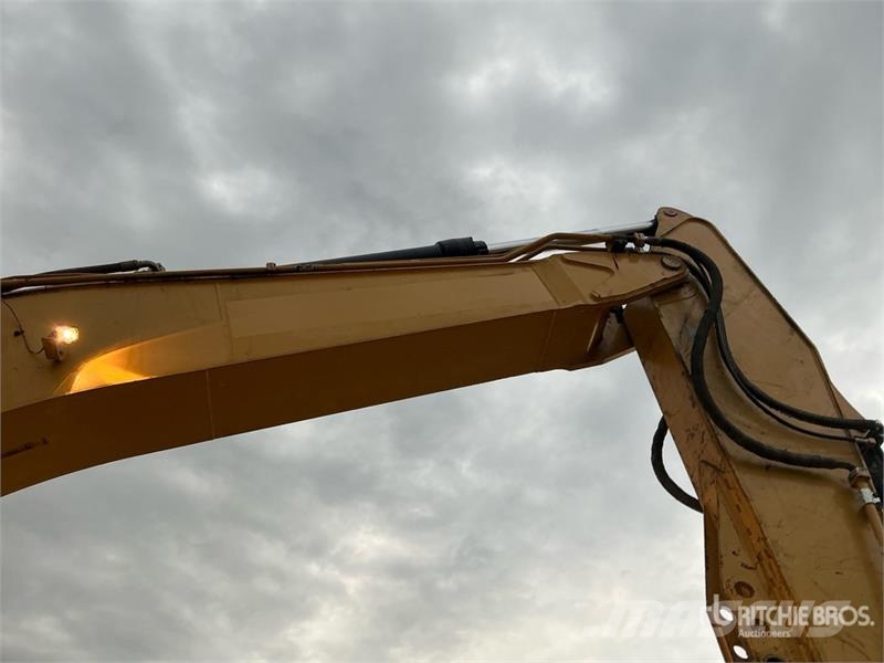 CAT 336F L Tracked Excavator Kāpurķēžu ekskavatori