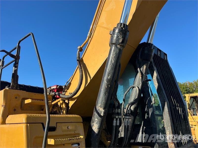CAT 336F L Tracked Excavator Crawler excavators