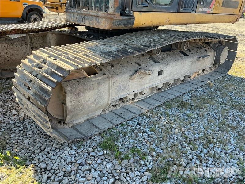 CAT 336F L Tracked Excavator Crawler excavators