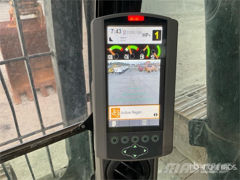 CAT 336F L Tracked Excavator Kāpurķēžu ekskavatori