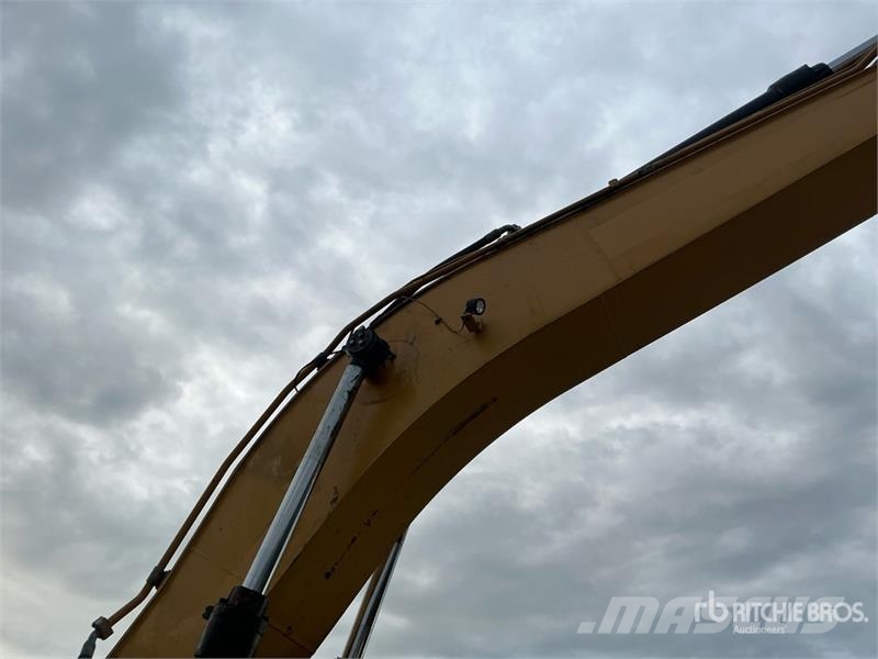 CAT 336F L Tracked Excavator Kāpurķēžu ekskavatori