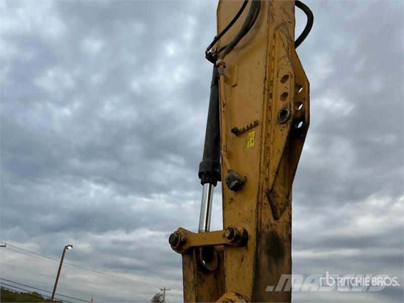 CAT 336F L Tracked Excavator Kāpurķēžu ekskavatori