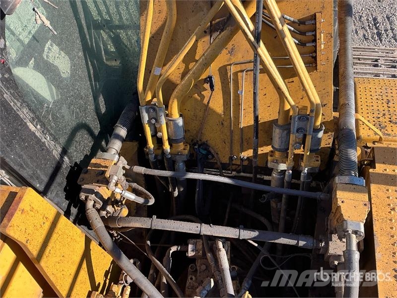 CAT 336F L Tracked Excavator Crawler excavators
