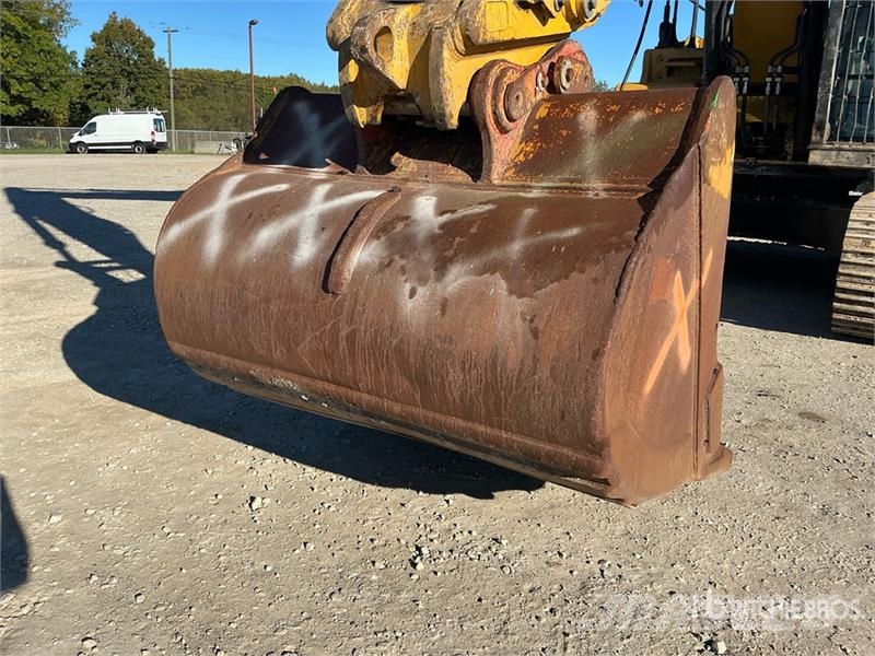 CAT 336F L Tracked Excavator Crawler excavators