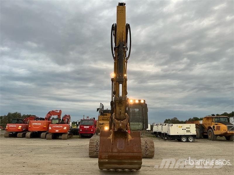 CAT 336F L Tracked Excavator Kāpurķēžu ekskavatori
