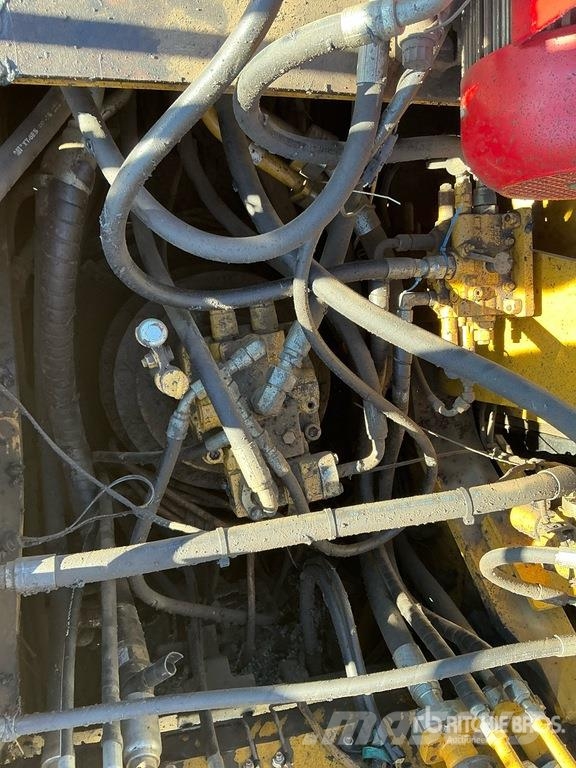 CAT 336F L Tracked Excavator Crawler excavators