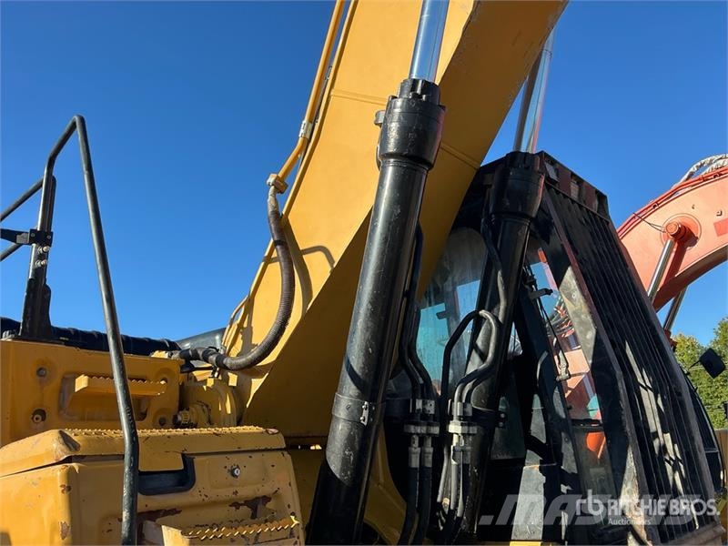 CAT 336F L Tracked Excavator Excavatoare pe șenile