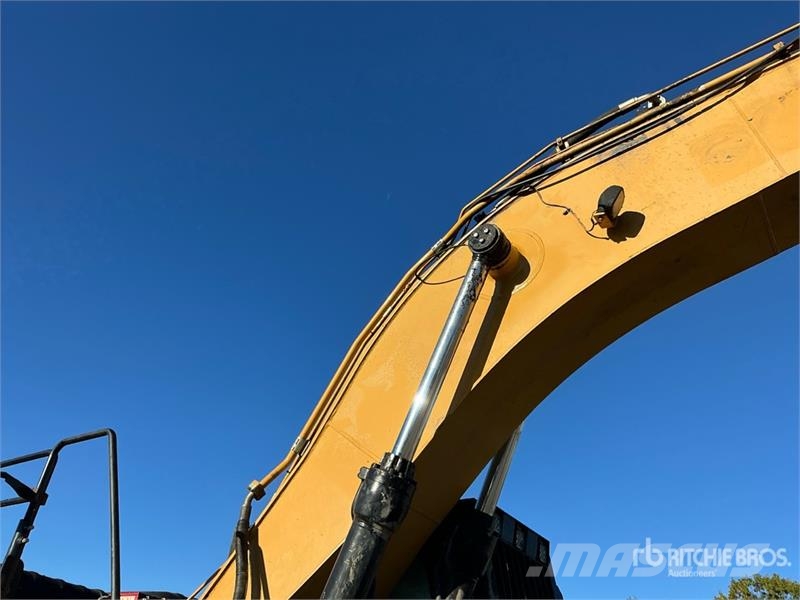 CAT 336F L Tracked Excavator Crawler excavators
