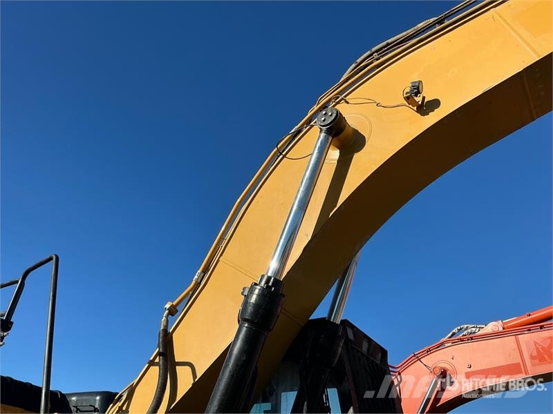 CAT 336F L Tracked Excavator Excavatoare pe șenile