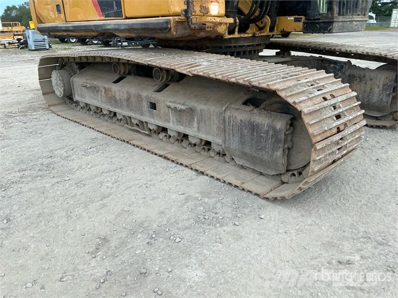 CAT 336F L Tracked Excavator Kāpurķēžu ekskavatori