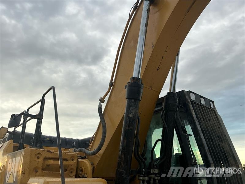 CAT 336F L Tracked Excavator Kāpurķēžu ekskavatori