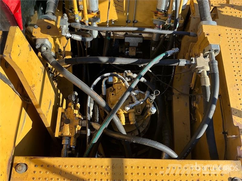 CAT 336F L Tracked Excavator Excavatoare pe șenile