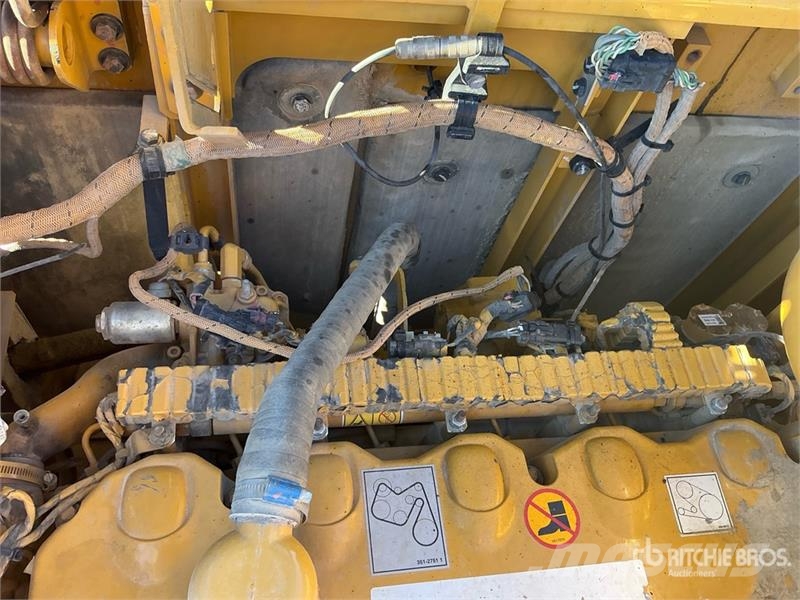 CAT 336F L Tracked Excavator Crawler excavators