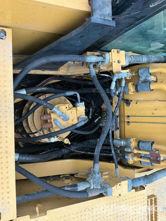 CAT 336F L Tracked Excavator Kāpurķēžu ekskavatori