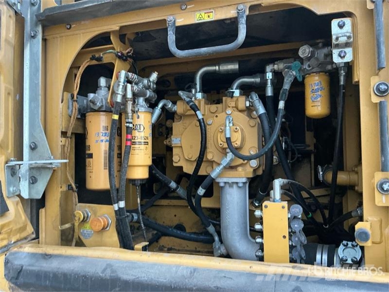 CAT 336F L Tracked Excavator Kāpurķēžu ekskavatori