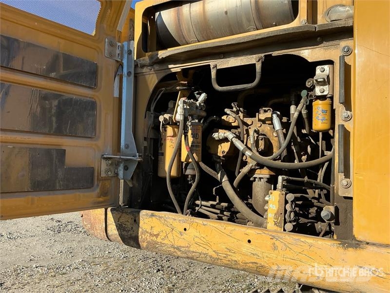 CAT 336F L Tracked Excavator Crawler excavators