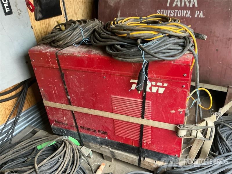 CAT 3412C 545 kW Mobile Generator Set Générateurs diesel