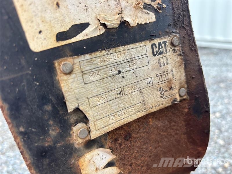 CAT 345-2417 Wheel Loader Forks Вили