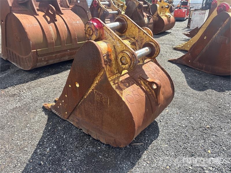 CAT 36 in Digging Excavator Bucket - Fits Cat 320 Kašike / Korpe