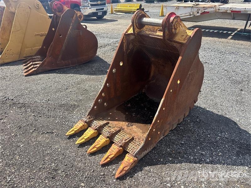 CAT 36 in Digging Excavator Bucket - Fits Cat 320 Kašike / Korpe