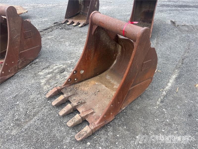 CAT 36 in Digging Excavator Bucket - Fits Cat M318/320 Skovle