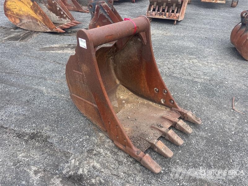 CAT 36 in Digging Excavator Bucket - Fits Cat M318/320 Skovle
