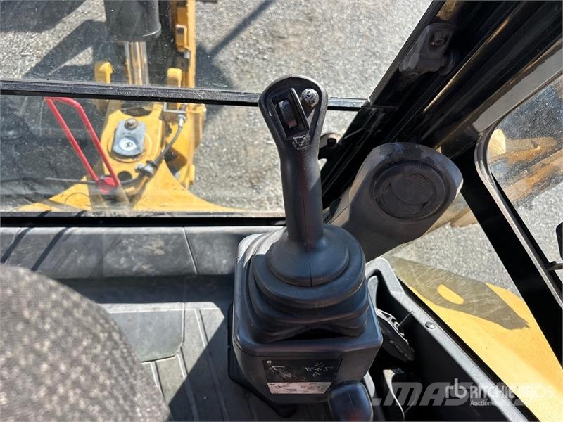 CAT 420F2 IT 4x4 Backhoe Loader Backhoe loaders