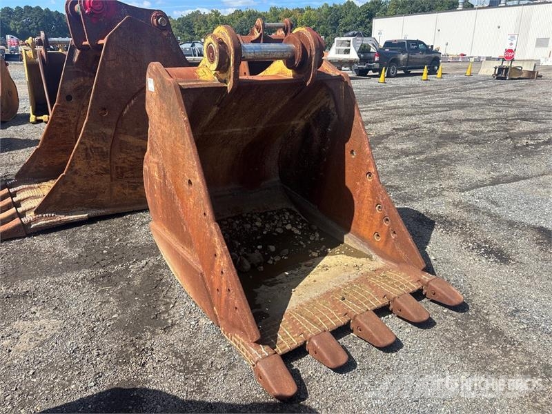 CAT 54 in Digging Excavator Bucket - Fits Cat 345 Kašike / Korpe