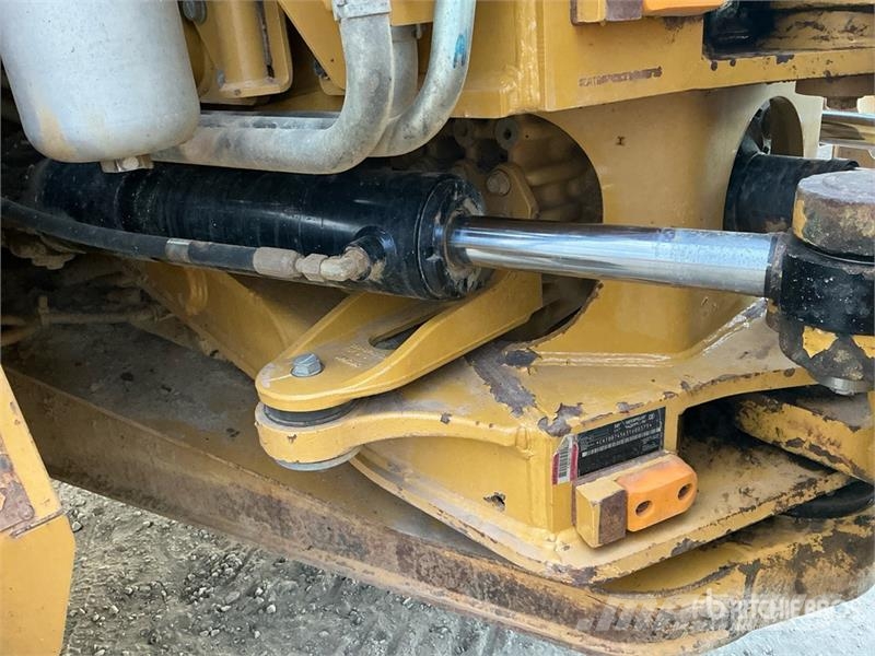 CAT 745 Articulated Dump Truck Artikulētie pašizgāzēji