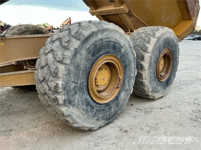 CAT 745 Articulated Dump Truck Artikulētie pašizgāzēji