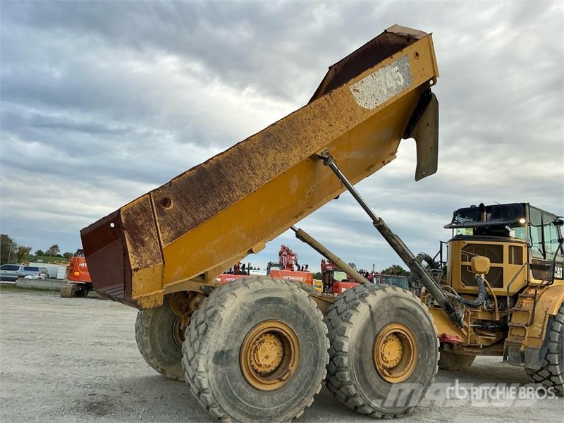 CAT 745 Articulated Dump Truck Artikulētie pašizgāzēji