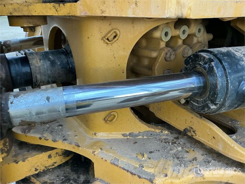 CAT 745 Articulated Dump Truck Artikulētie pašizgāzēji