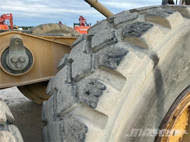 CAT 745 Articulated Dump Truck Artikulētie pašizgāzēji