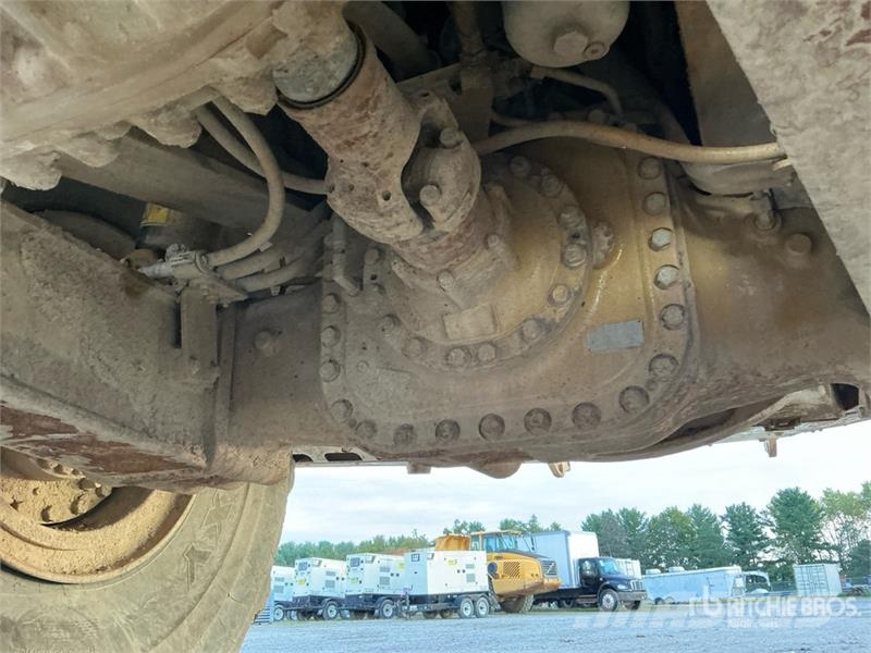 CAT 745 Articulated Dump Truck Artikulētie pašizgāzēji
