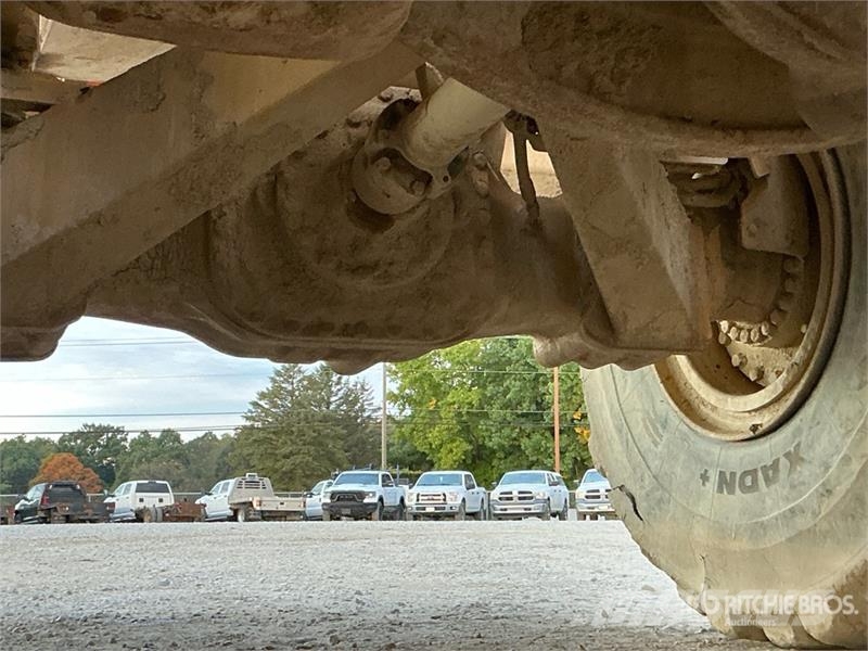 CAT 745 Articulated Dump Truck Artikulētie pašizgāzēji