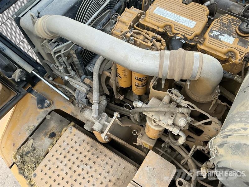 CAT 745 Articulated Dump Truck Artikulētie pašizgāzēji