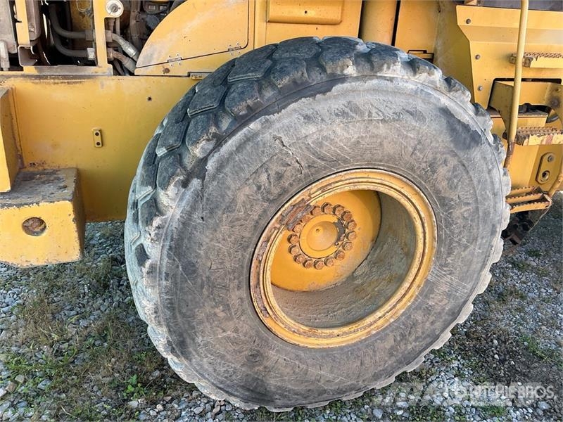 CAT 930H Wheel Loader Wheel loaders