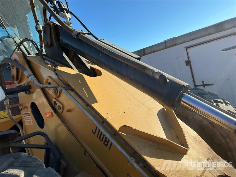 CAT 930H Wheel Loader Wheel loaders