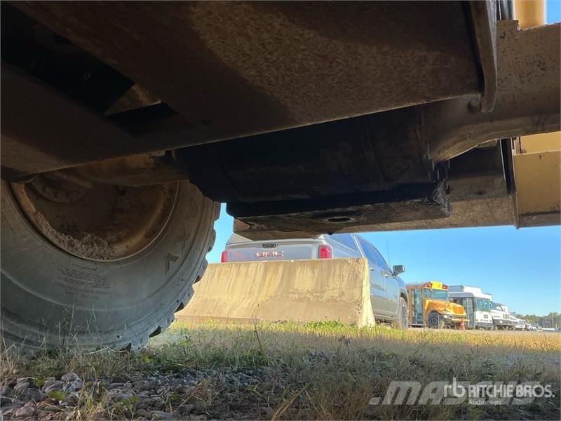 CAT 930H Wheel Loader Wheel loaders