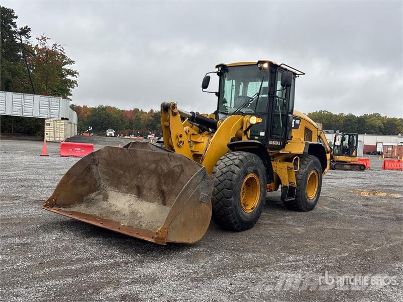 CAT 930K Gumikerekes homlokrakodók