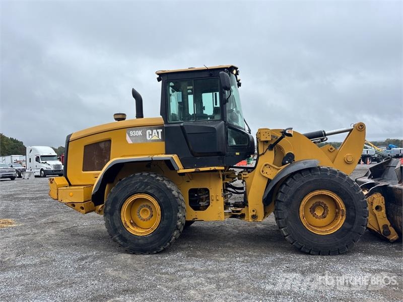 CAT 930K Gumikerekes homlokrakodók