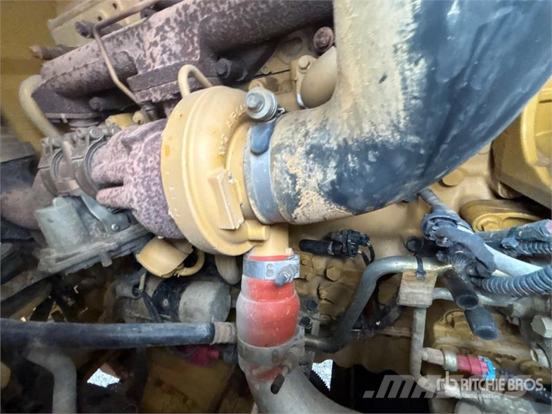 CAT 930K Gumikerekes homlokrakodók