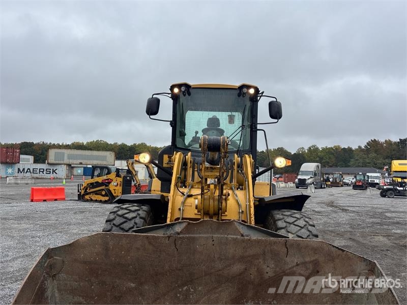 CAT 930K Gumikerekes homlokrakodók