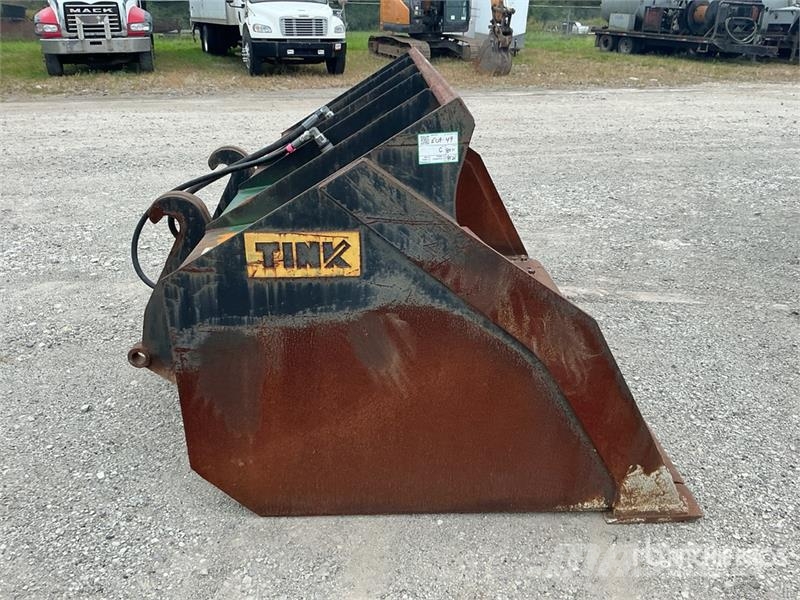 CAT 95 in High-Tip Wheel Loader Bucket - Fits Cat IT38 Skopor
