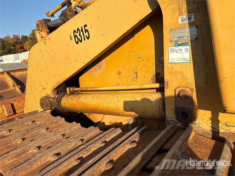 CAT 963B لوادر زحافة